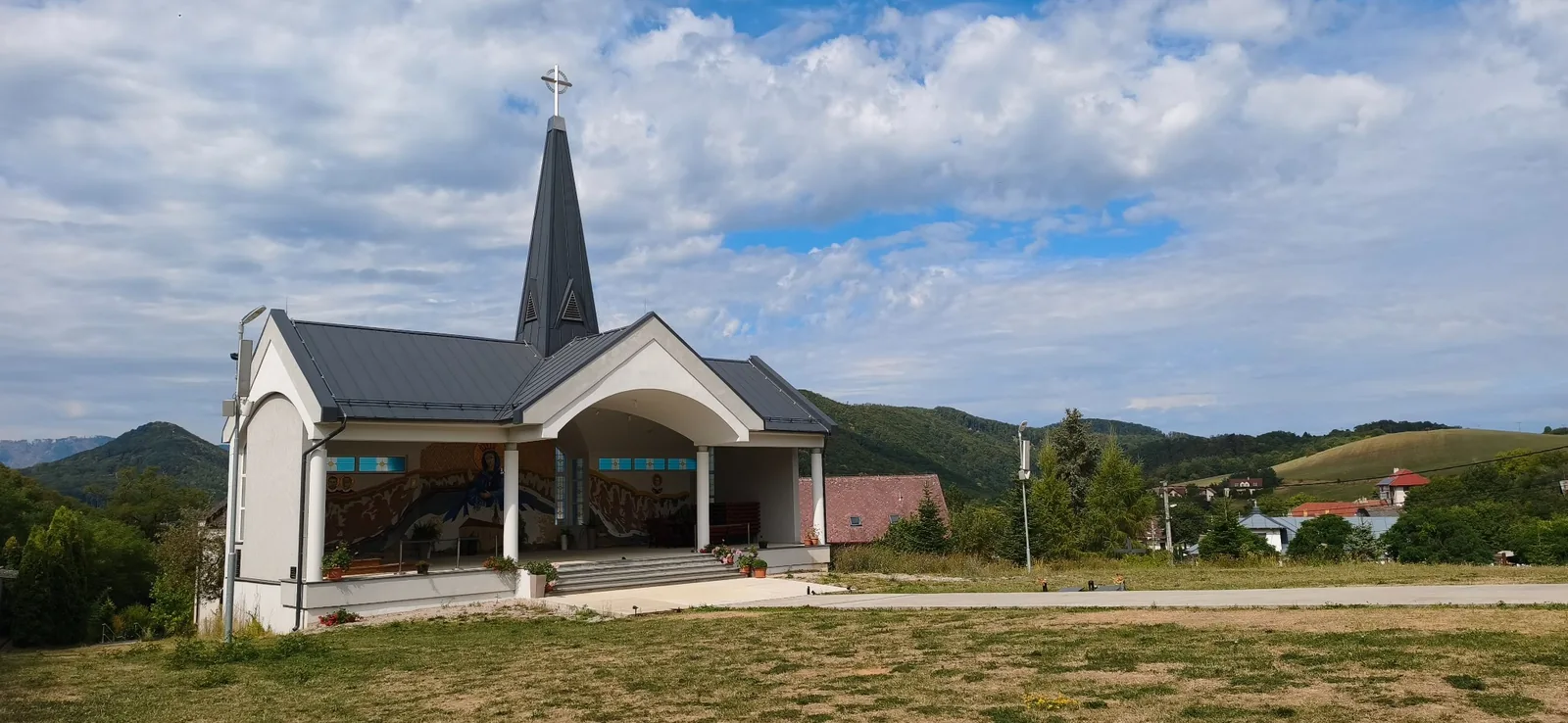 Diecézna svätyňa Ružencovej Panny Márie